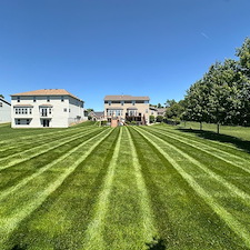 Top-Tier-OFallon-Missouri-Weekly-Lawn-Mowing-Service 1